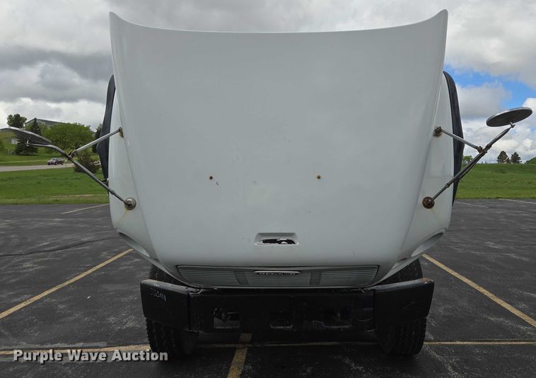 image for item ER5247 2002 Freightliner  FL112 roll-off container truck