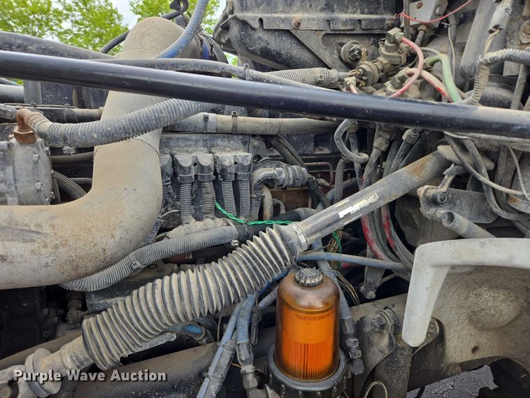 image for item ER5247 2002 Freightliner  FL112 roll-off container truck