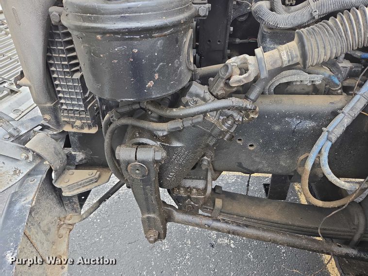 image for item ER5247 2002 Freightliner  FL112 roll-off container truck