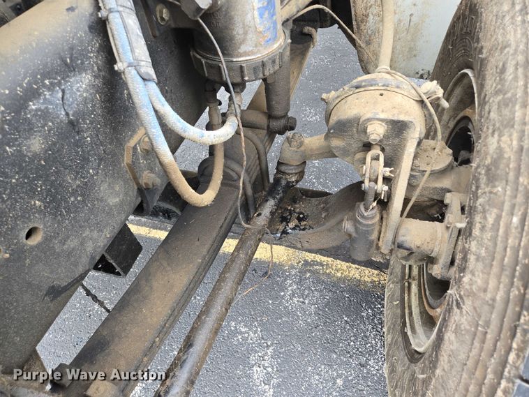 image for item ER5247 2002 Freightliner  FL112 roll-off container truck