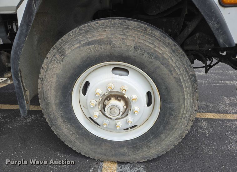 image for item ER5247 2002 Freightliner  FL112 roll-off container truck