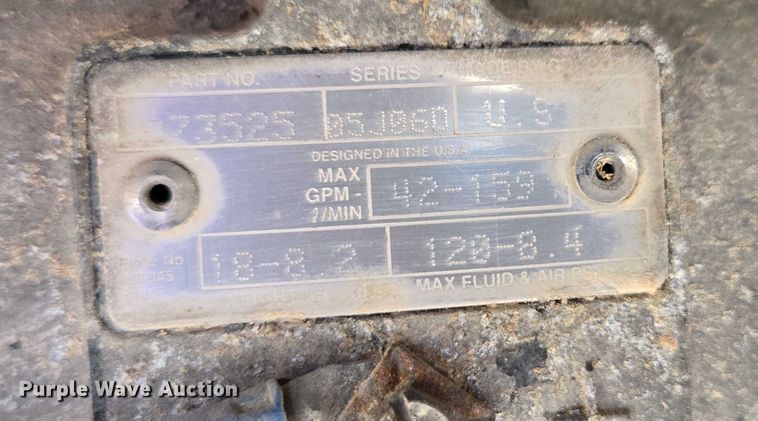 image for item ER5248 1987 International 1754 fuel / lube truck