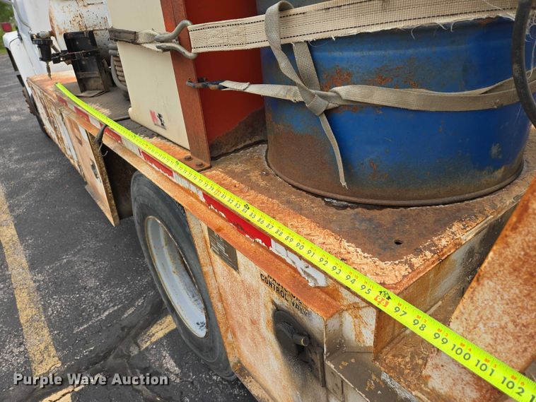 image for item ER5248 1987 International 1754 fuel / lube truck