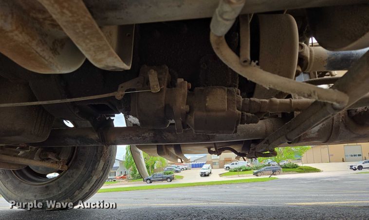 image for item ER5248 1987 International 1754 fuel / lube truck