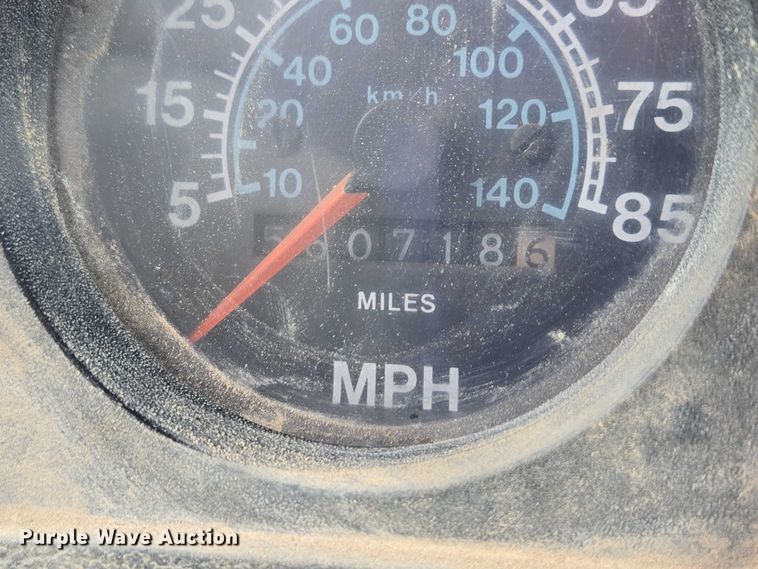 image for item ER5248 1987 International 1754 fuel / lube truck