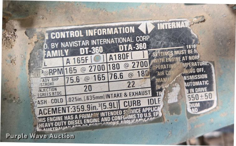 image for item ER5248 1987 International 1754 fuel / lube truck