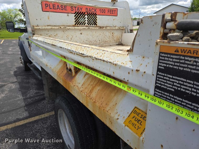 image for item ER5249 2011 Dodge Ram 5500 Crew Cab dump truck