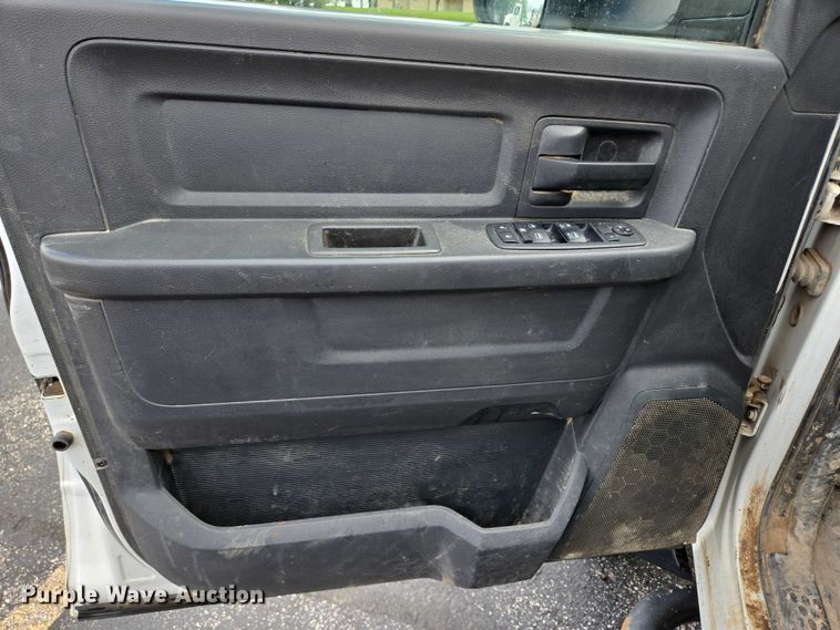 image for item ER5249 2011 Dodge Ram 5500 Crew Cab dump truck