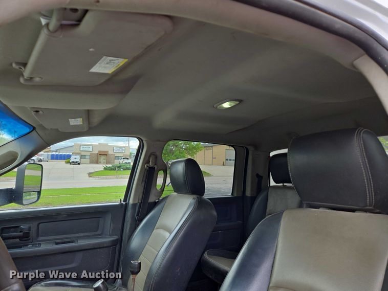 image for item ER5249 2011 Dodge Ram 5500 Crew Cab dump truck