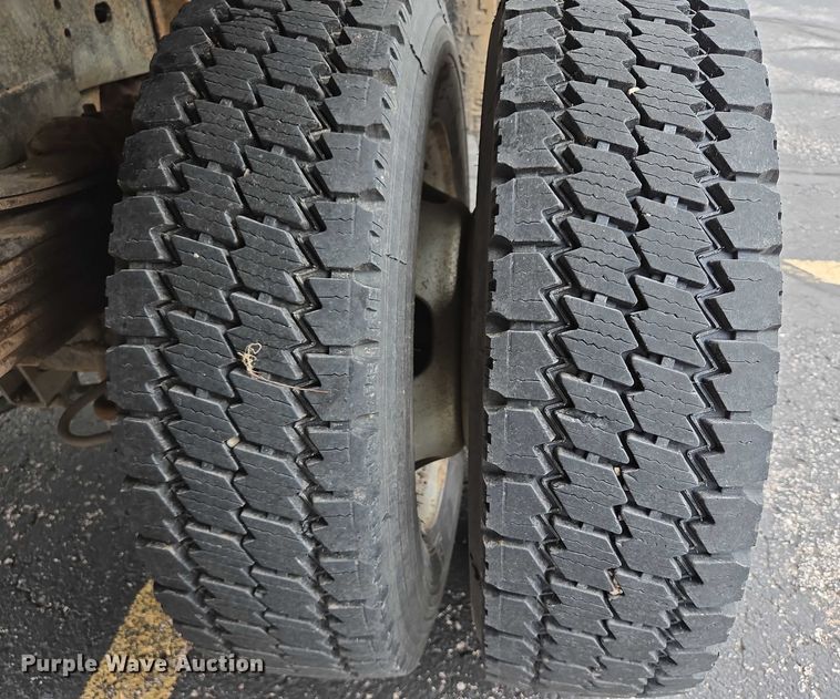 image for item ER5249 2011 Dodge Ram 5500 Crew Cab dump truck