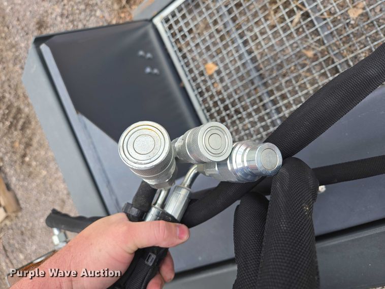 image for item ER5250 Handy HVSB72 skid steer screening bucket