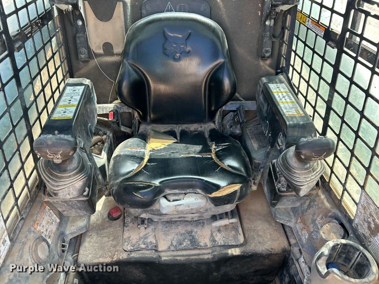 image for item EX9792 2019 Bobcat T740 tracked skid steer loader