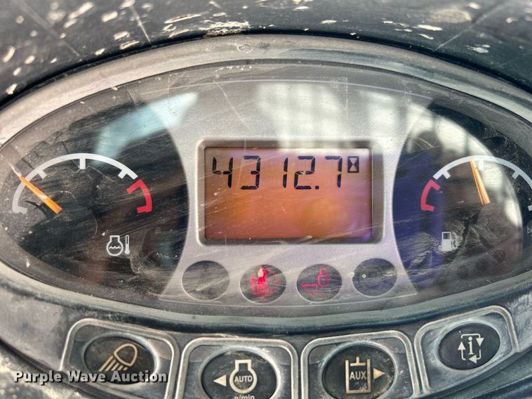 image for item EX9792 2019 Bobcat T740 tracked skid steer loader