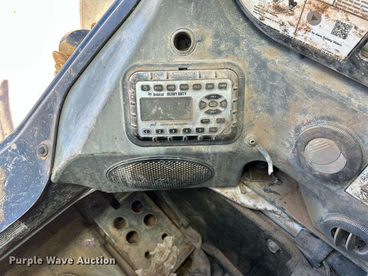 image for item EX9792 2019 Bobcat T740 tracked skid steer loader