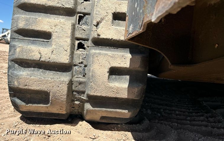 image for item EX9792 2019 Bobcat T740 tracked skid steer loader
