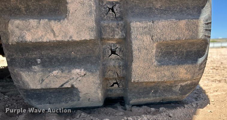 image for item EX9792 2019 Bobcat T740 tracked skid steer loader