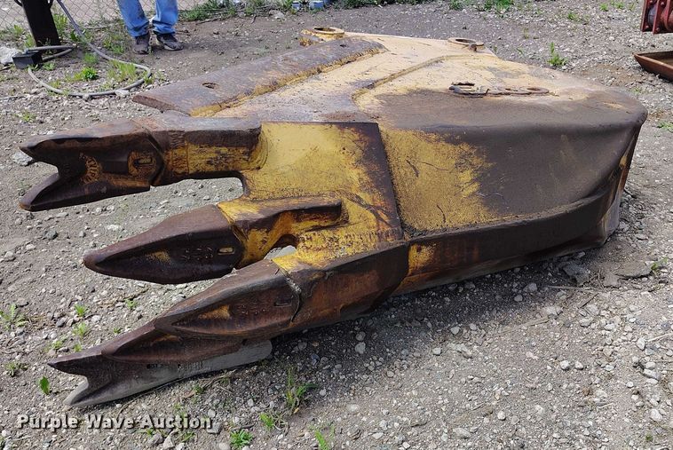 image for item IP9596 Esco excavator bucket