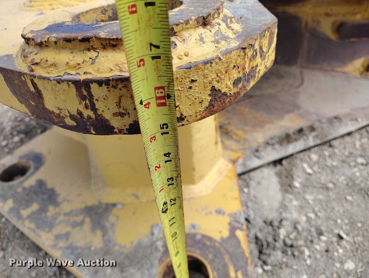 image for item IP9596 Esco excavator bucket