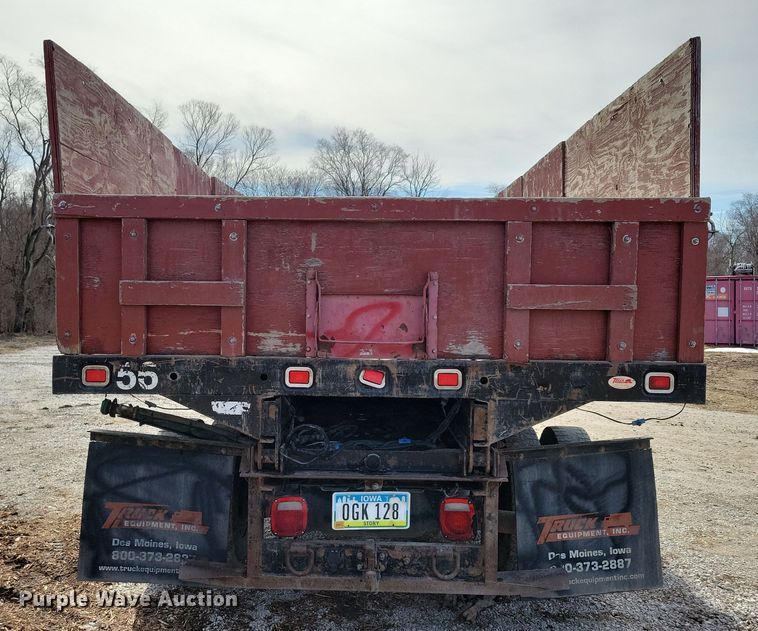 image for item NB9891 2015 Dodge Ram 5500 dump flatbed truck