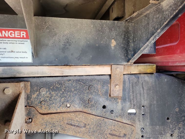 image for item NB9891 2015 Dodge Ram 5500 dump flatbed truck