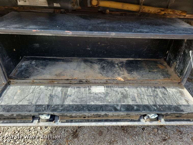 image for item NB9891 2015 Dodge Ram 5500 dump flatbed truck