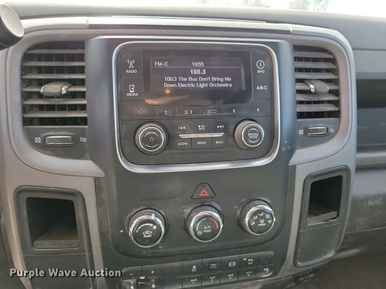 image for item NB9891 2015 Dodge Ram 5500 dump flatbed truck