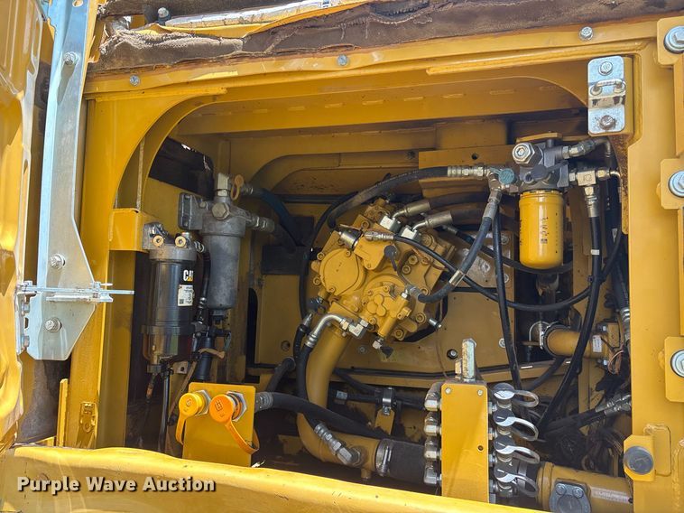 image for item ND9721 2019 Caterpillar 326F L excavator