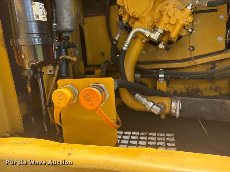 image for item ND9721 2019 Caterpillar 326F L excavator