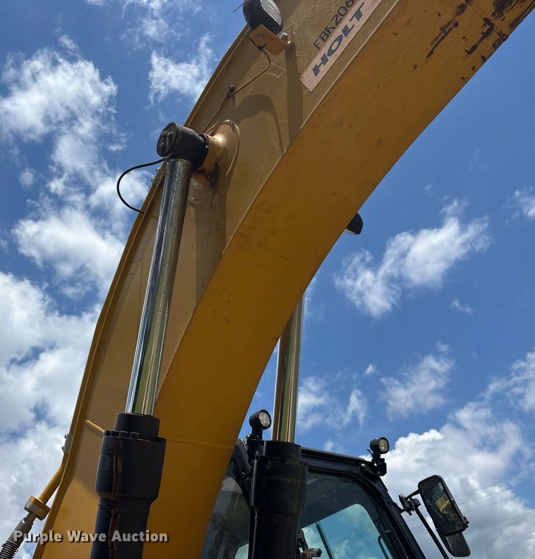 image for item ND9721 2019 Caterpillar 326F L excavator