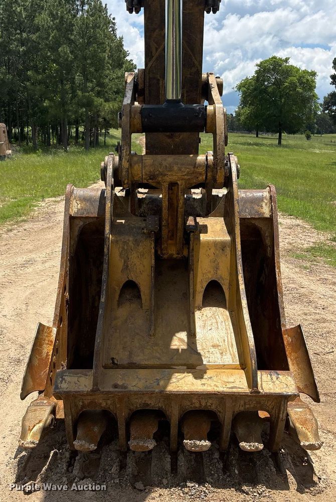 image for item ND9721 2019 Caterpillar 326F L excavator