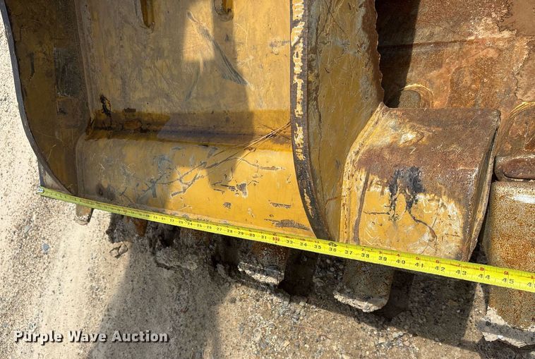image for item ND9721 2019 Caterpillar 326F L excavator