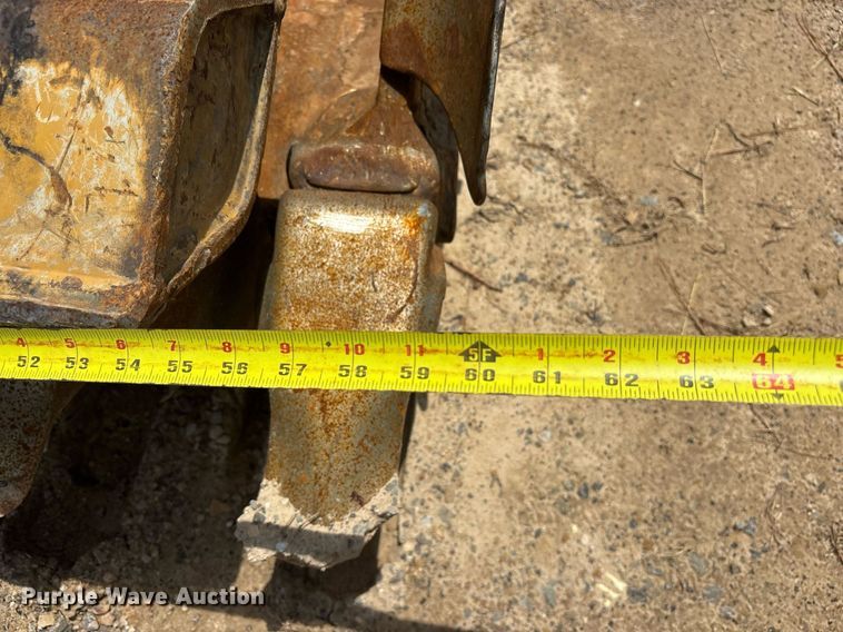 image for item ND9721 2019 Caterpillar 326F L excavator