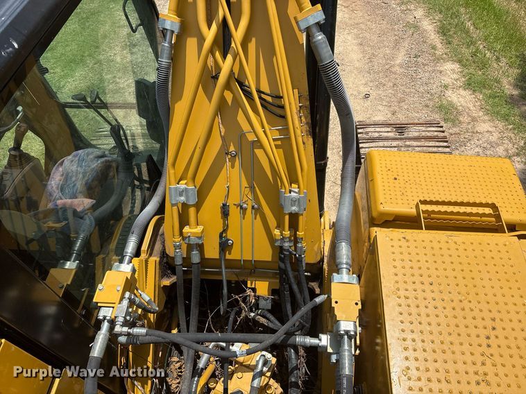 image for item ND9721 2019 Caterpillar 326F L excavator