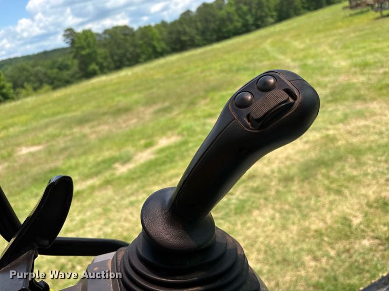 image for item ND9721 2019 Caterpillar 326F L excavator