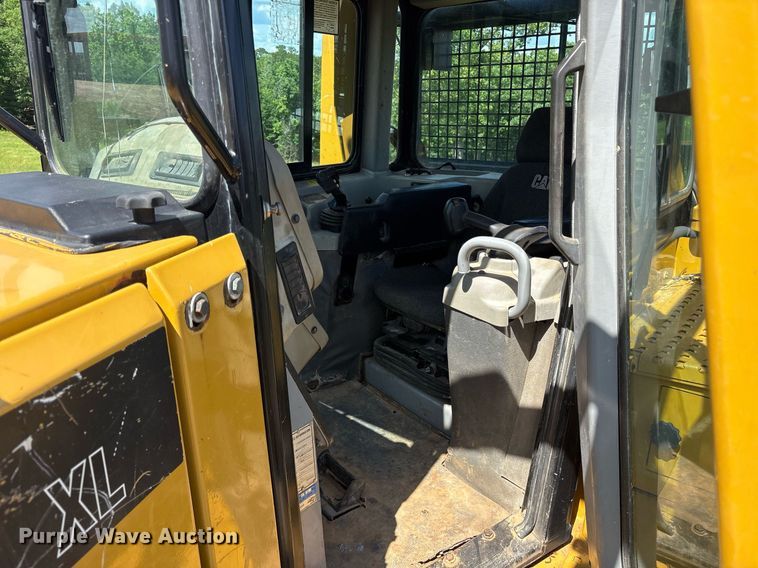 image for item ND9722 2014 Caterpillar D6T XL dozer