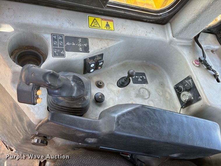 image for item ND9722 2014 Caterpillar D6T XL dozer