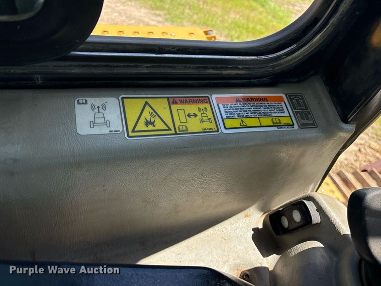 image for item ND9722 2014 Caterpillar D6T XL dozer