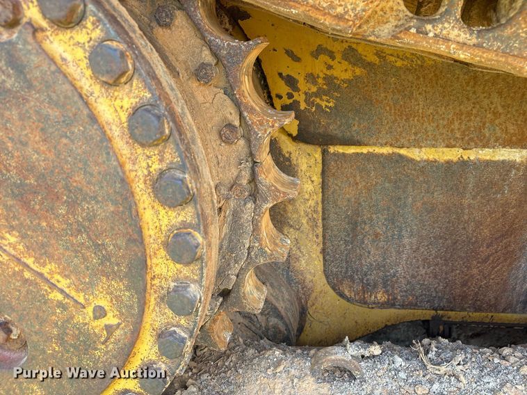 image for item ND9722 2014 Caterpillar D6T XL dozer