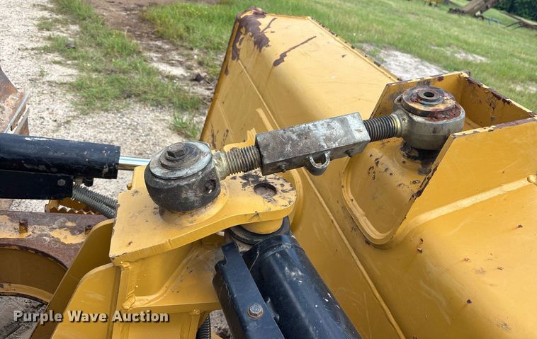 image for item ND9724 2019 Caterpillar D5K2 XL dozer