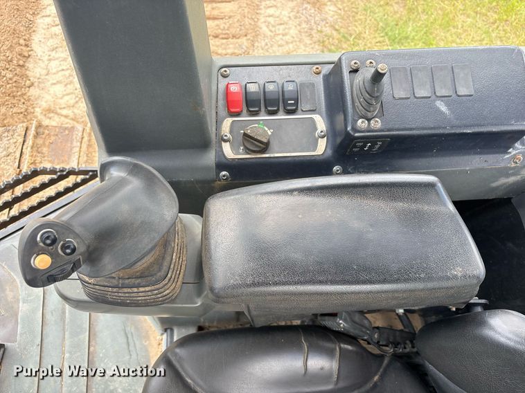 image for item ND9724 2019 Caterpillar D5K2 XL dozer