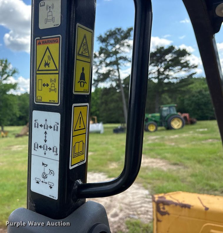 image for item ND9724 2019 Caterpillar D5K2 XL dozer