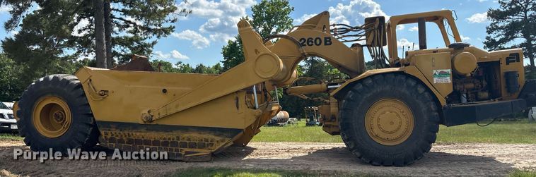 image for item ND9733 1986 Fiat-Allis 260-B conventional scraper 