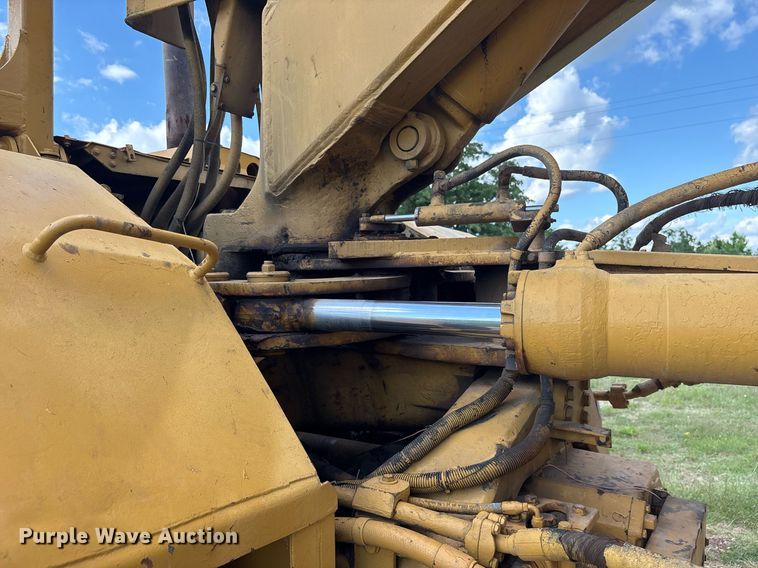 image for item ND9733 1986 Fiat-Allis 260-B conventional scraper 