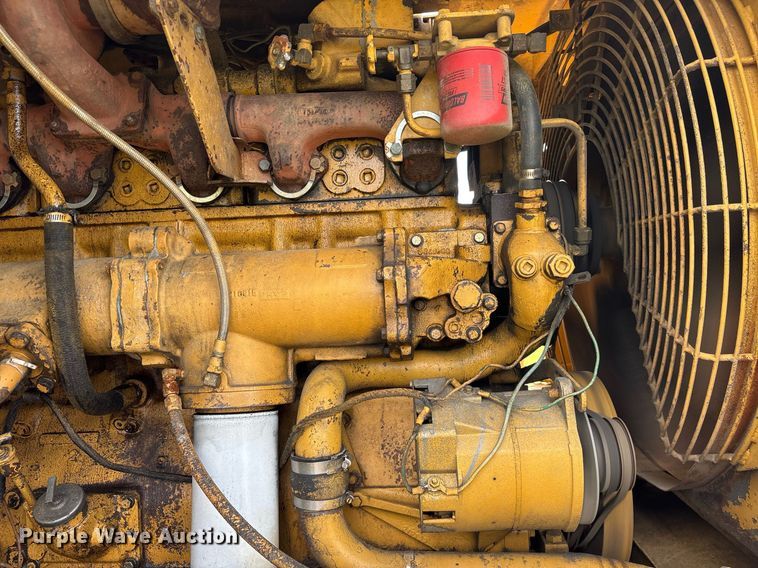 image for item ND9733 1986 Fiat-Allis 260-B conventional scraper 