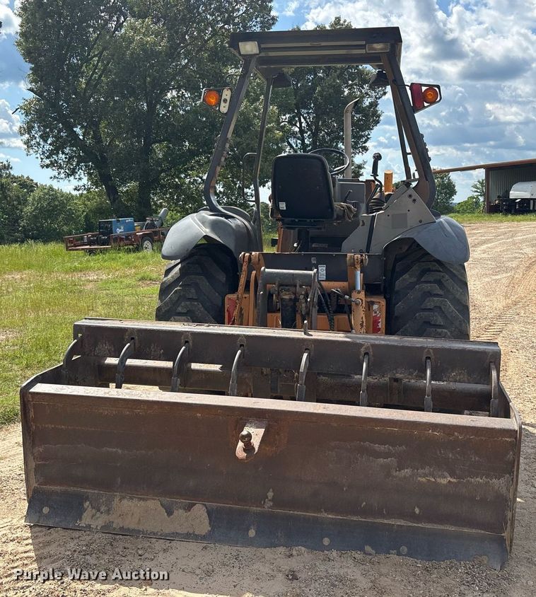 image for item ND9753 2005 Case 570 MXT landscape tractor