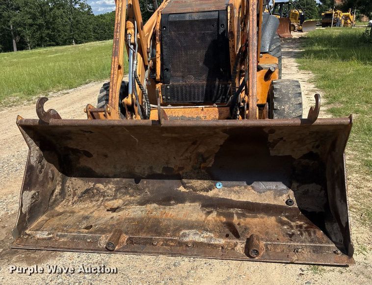 image for item ND9753 2005 Case 570 MXT landscape tractor