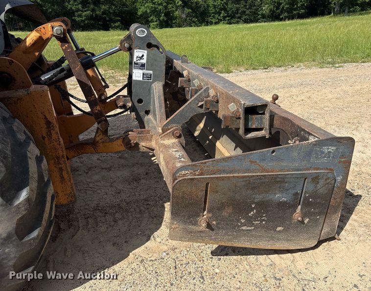 image for item ND9753 2005 Case 570 MXT landscape tractor