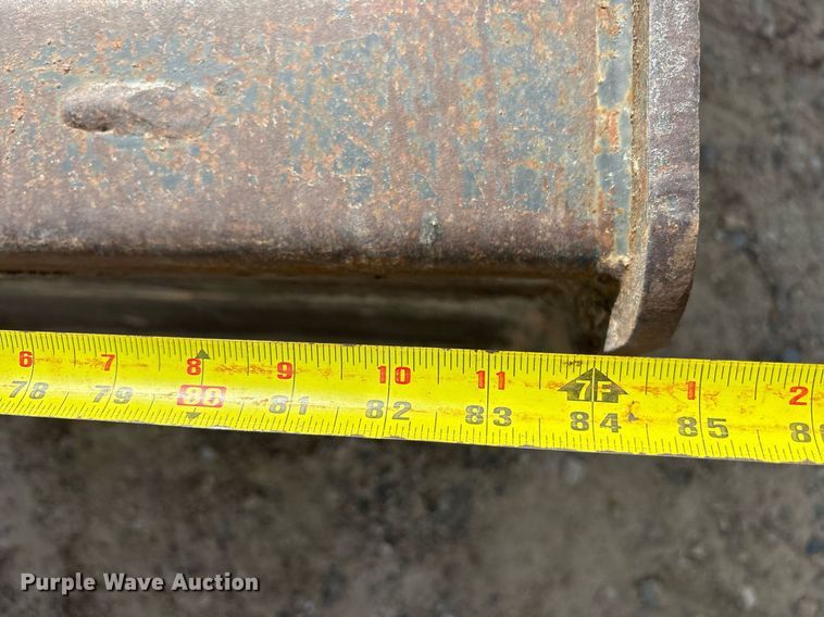 image for item ND9753 2005 Case 570 MXT landscape tractor