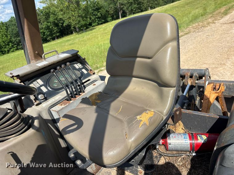 image for item ND9753 2005 Case 570 MXT landscape tractor