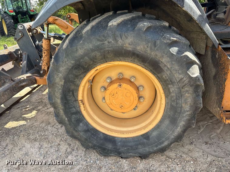 image for item ND9753 2005 Case 570 MXT landscape tractor